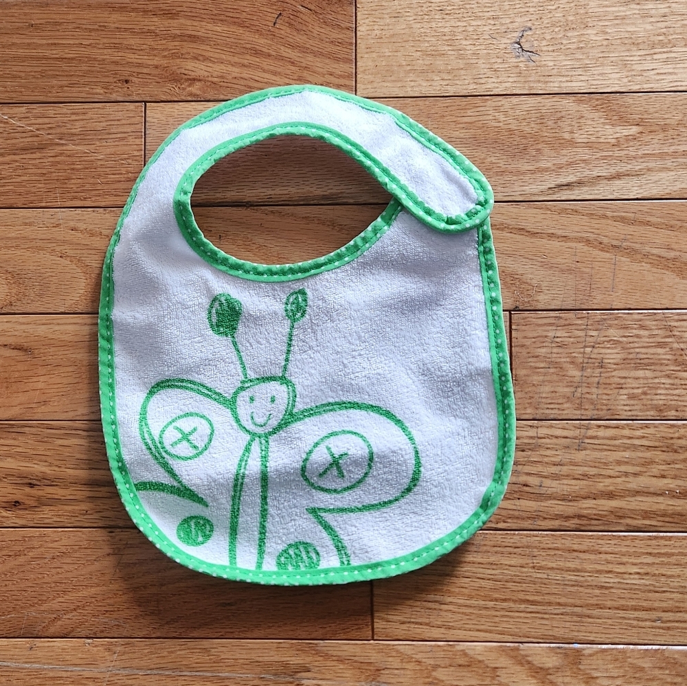 Butterfly waterproof backing bib